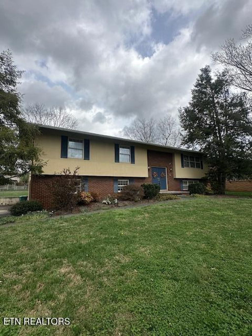 Photo of 7712 Castlecomb Rd, Powell, TN 37849 (MLS # 1329660)