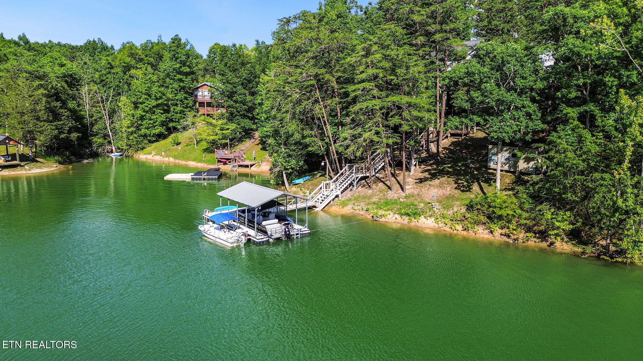 2517 Angler Way
