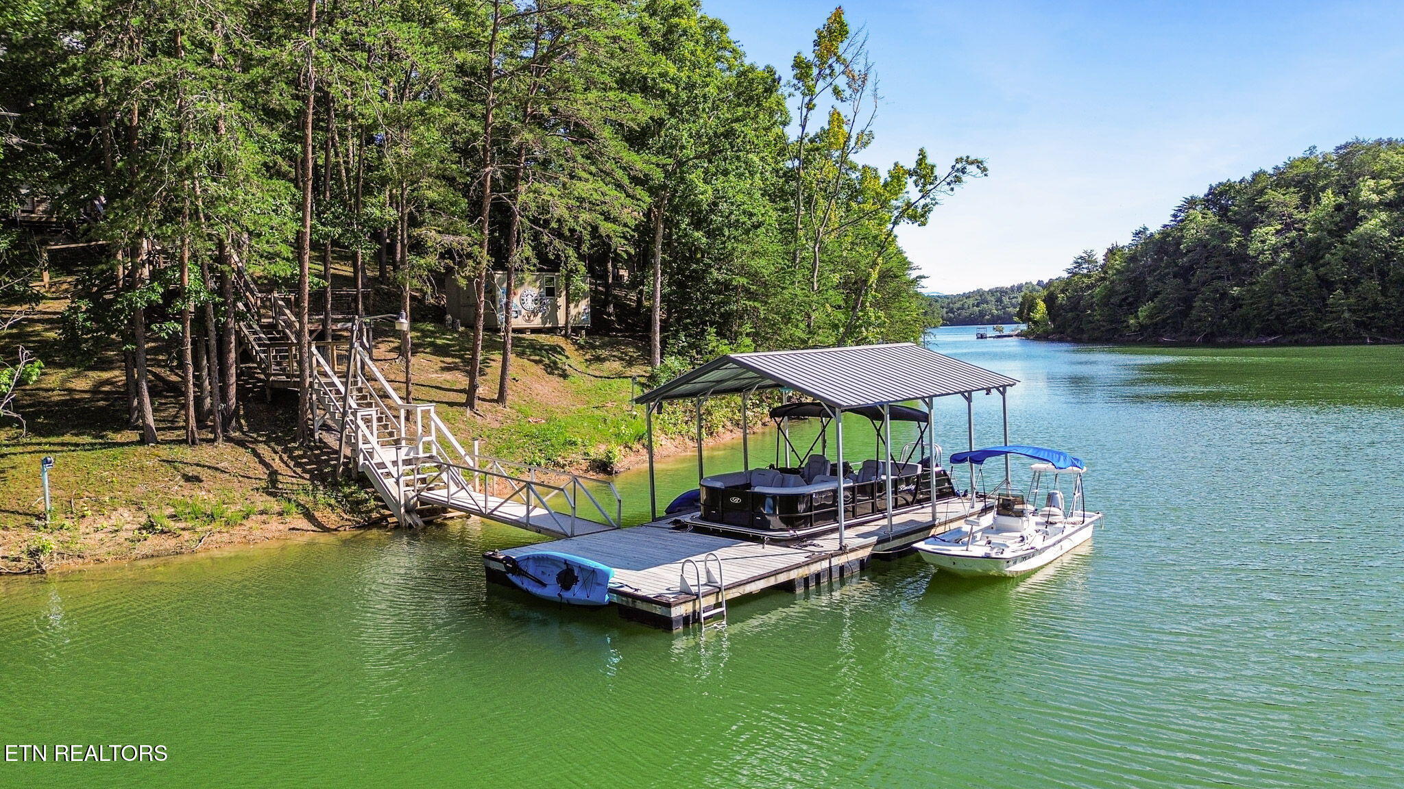 2517 Angler Way
