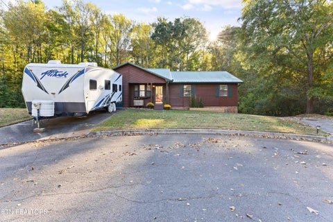 Tiny photo for 2323 Travis Circle, Maryville, TN 37804 (MLS # 1360339)