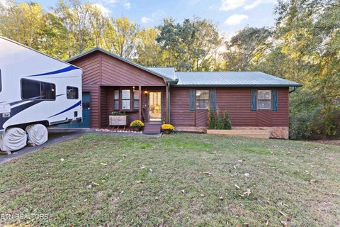Tiny photo for 2323 Travis Circle, Maryville, TN 37804 (MLS # 1360339)
