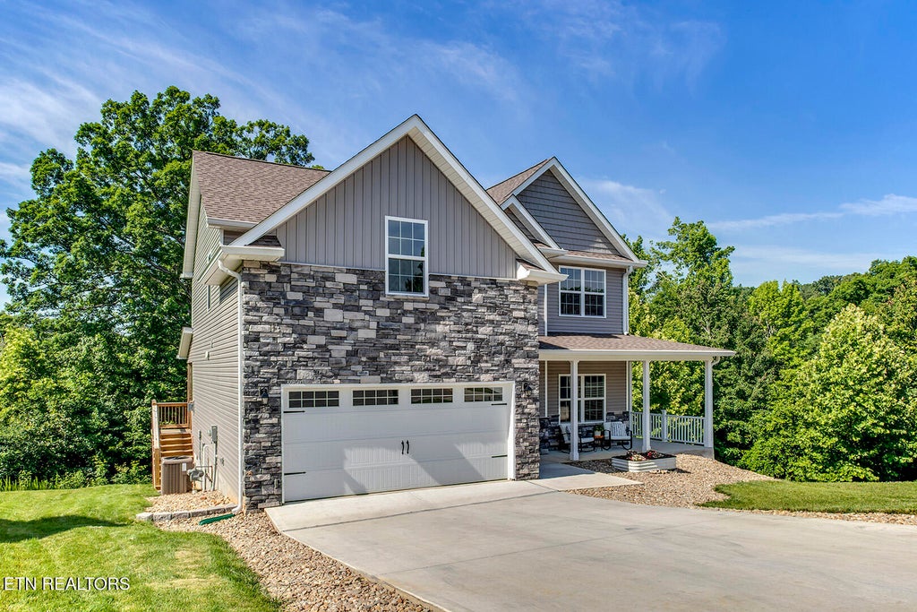 Photo of 3229 Oakwood Hills Lane, Knoxville, TN 37931 (MLS # 1344076)