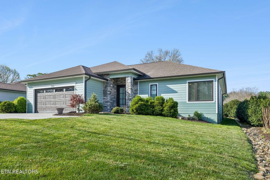 Photo of 1947 Cochran Rd, Maryville, TN 37803 (MLS # 1335015)