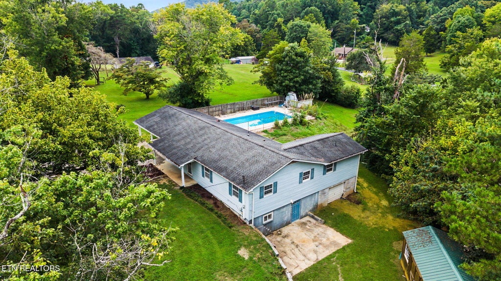 Photo of 165 Justice Rd, Oliver Springs, TN 37840 (MLS # 1353545)