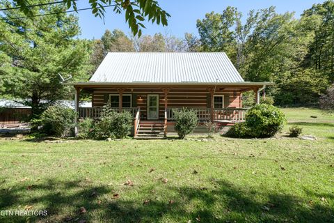 Photo of 1292 Columbia Hill Rd, Monterey, TN 38574 (MLS # 1318965)