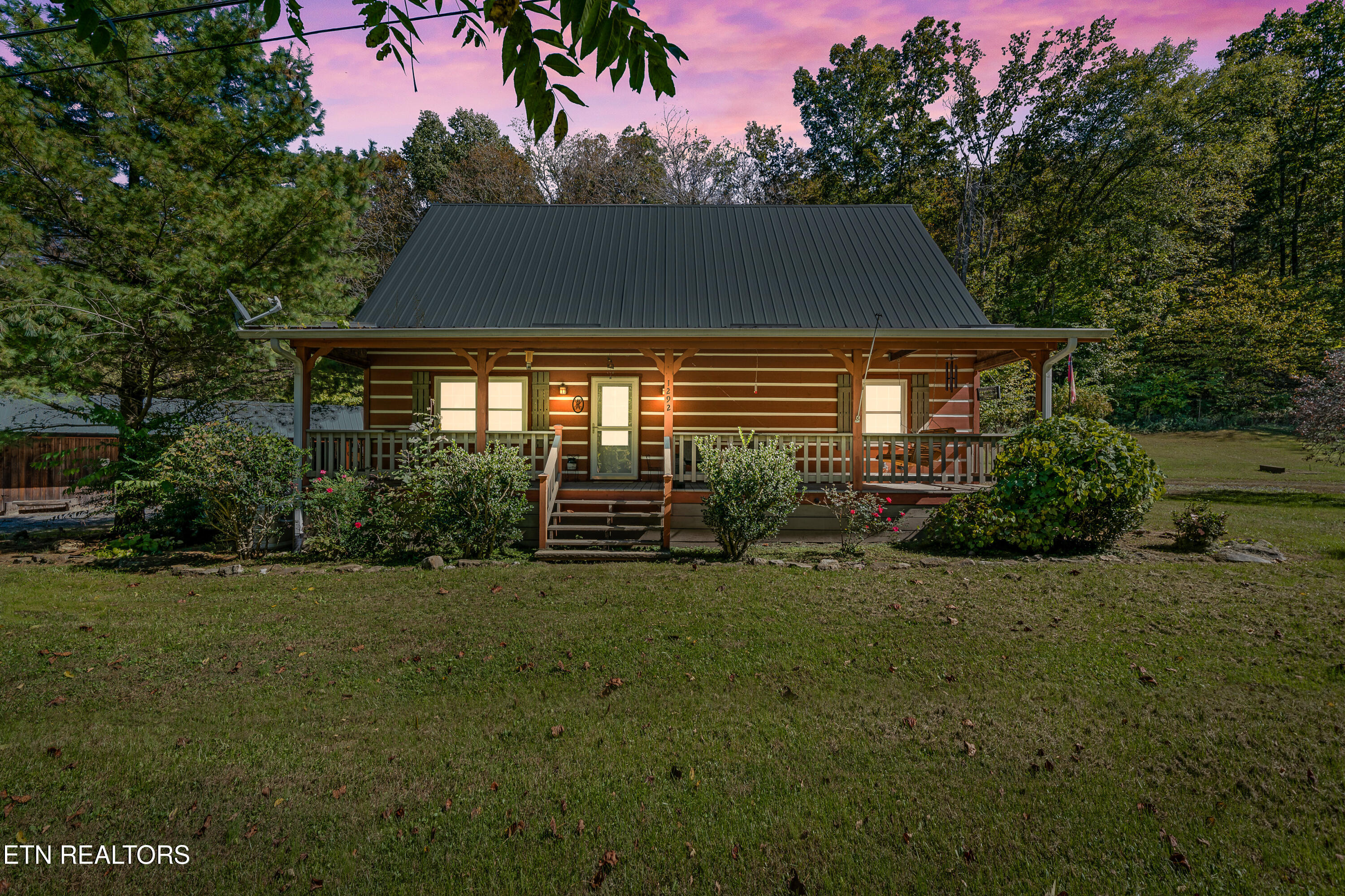 1292 Columbia Hill Rd