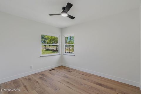 Tiny photo for 5317 Rowan Rd, Knoxville, TN 37912 (MLS # 1337779)