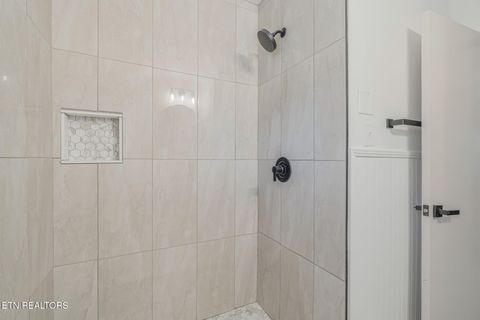 Tiny photo for 5317 Rowan Rd, Knoxville, TN 37912 (MLS # 1337779)