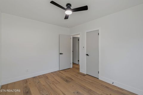 Tiny photo for 5317 Rowan Rd, Knoxville, TN 37912 (MLS # 1337779)