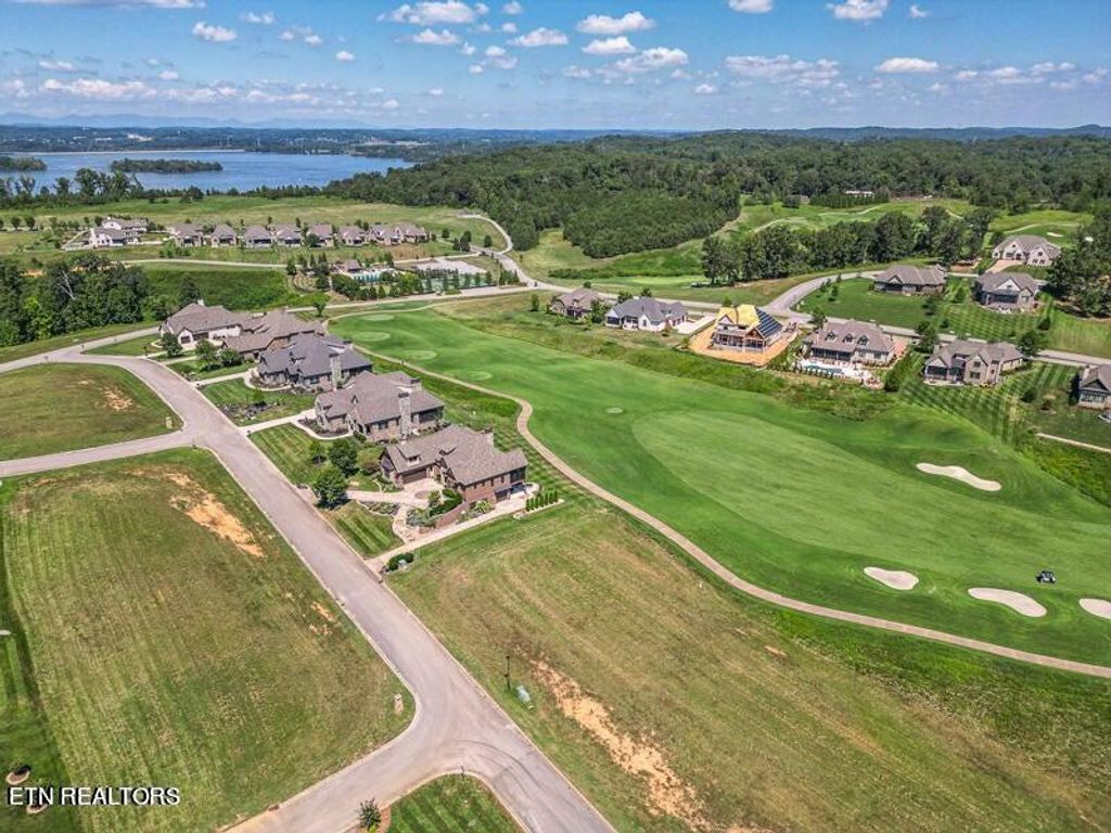 Photo of 611 Starboard Drive, Lenoir City, TN 37772 (MLS # 1254038)