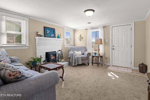 Tiny photo for 902 Fowler St, Clinton, TN 37716 (MLS # 1341403)