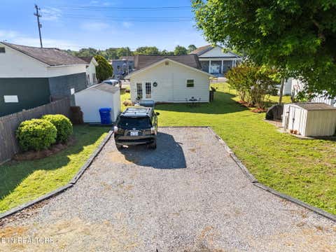 Tiny photo for 902 Fowler St, Clinton, TN 37716 (MLS # 1341403)