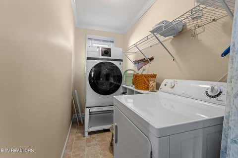 Tiny photo for 902 Fowler St, Clinton, TN 37716 (MLS # 1341403)