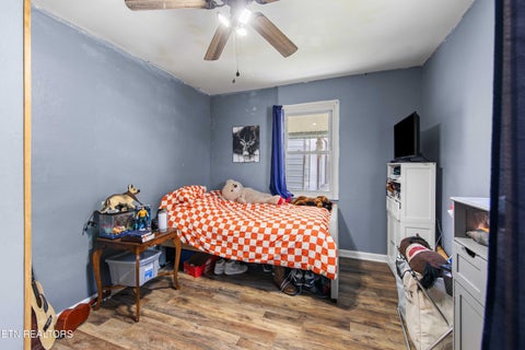 Tiny photo for 417 E 3rd St, Rocky Top, TN 37769 (MLS # 1352735)
