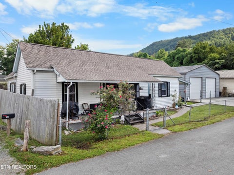 Tiny photo for 417 E 3rd St, Rocky Top, TN 37769 (MLS # 1352735)