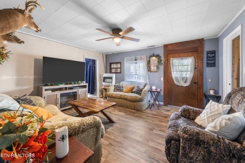 Tiny photo for 417 E 3rd St, Rocky Top, TN 37769 (MLS # 1352735)