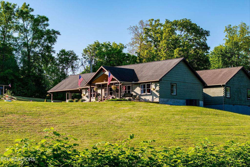 Photo of 818 Highway 360, Vonore, TN 37885 (MLS # 1329216)