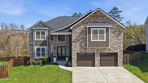 Photo of 2052 Highlands Ridge Lane, Knoxville, TN 37932 (MLS # 1332453)