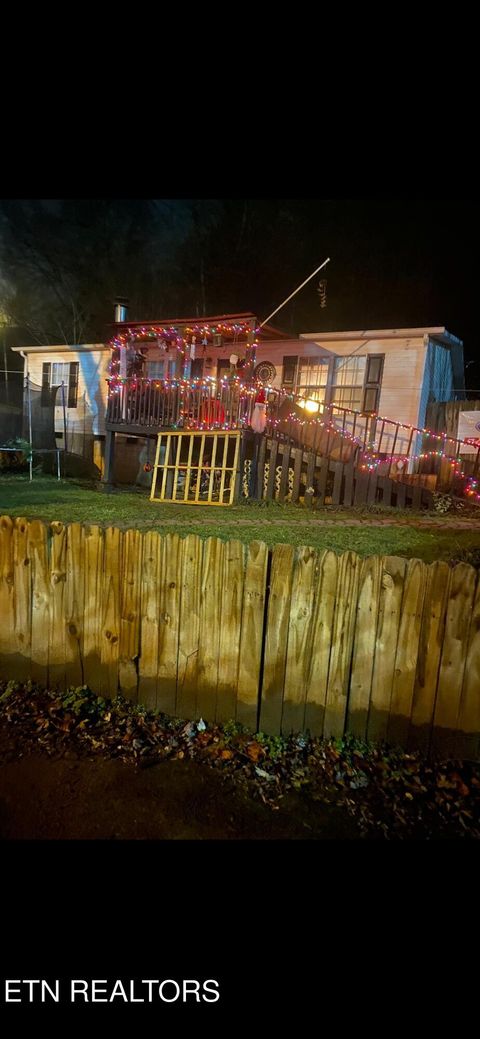 Tiny photo for 918 Craft St, Jefferson City, TN 37760 (MLS # 1323641)