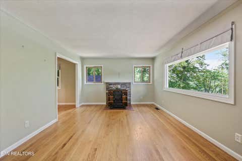 Tiny photo for 410 Sherwood Estates Circle, Clinton, TN 37716 (MLS # 1344724)