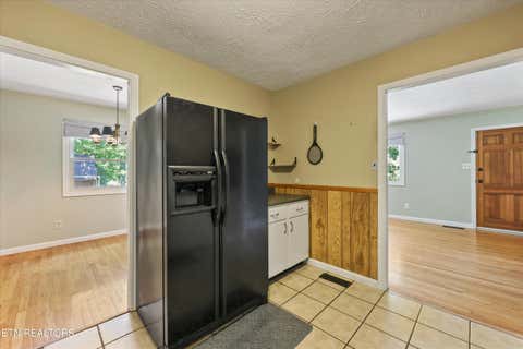 Tiny photo for 410 Sherwood Estates Circle, Clinton, TN 37716 (MLS # 1344724)