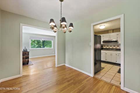 Tiny photo for 410 Sherwood Estates Circle, Clinton, TN 37716 (MLS # 1344724)