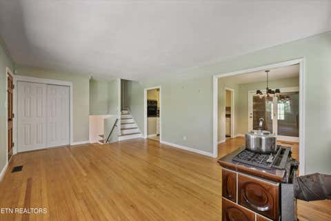 Tiny photo for 410 Sherwood Estates Circle, Clinton, TN 37716 (MLS # 1344724)