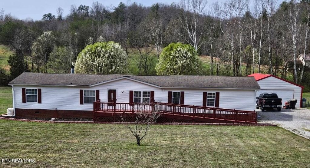 Photo of 118 Wolf Creek Rd, Kingston, TN 37763 (MLS # 1331801)