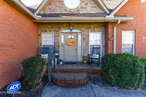Tiny photo for 1013 Wilcox St, Maryville, TN 37804 (MLS # 1360346)