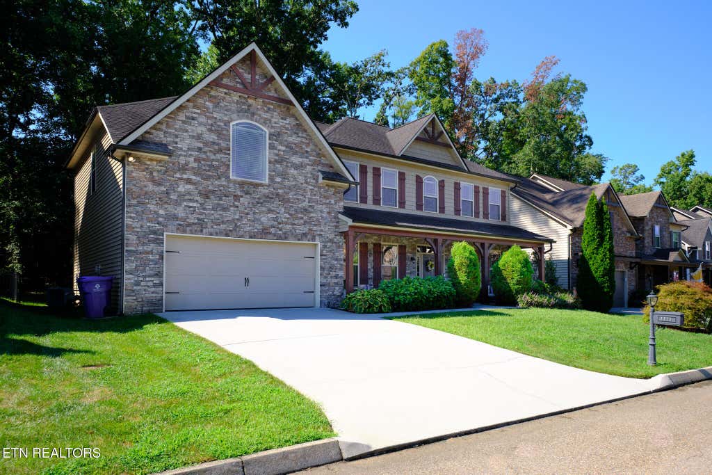 Photo of 1111 Front Royal Lane, Knoxville, TN 37922 (MLS # 1352660)