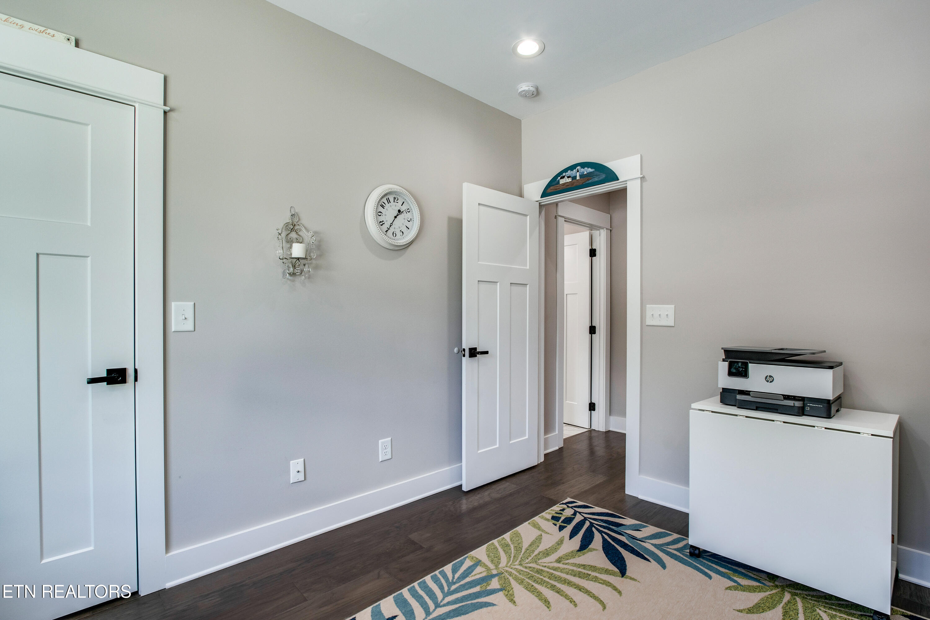 Loudon, Tennessee 37774, United States, 3 Bedrooms Bedrooms, ,2 BathroomsBathrooms,Residential,Active,162011