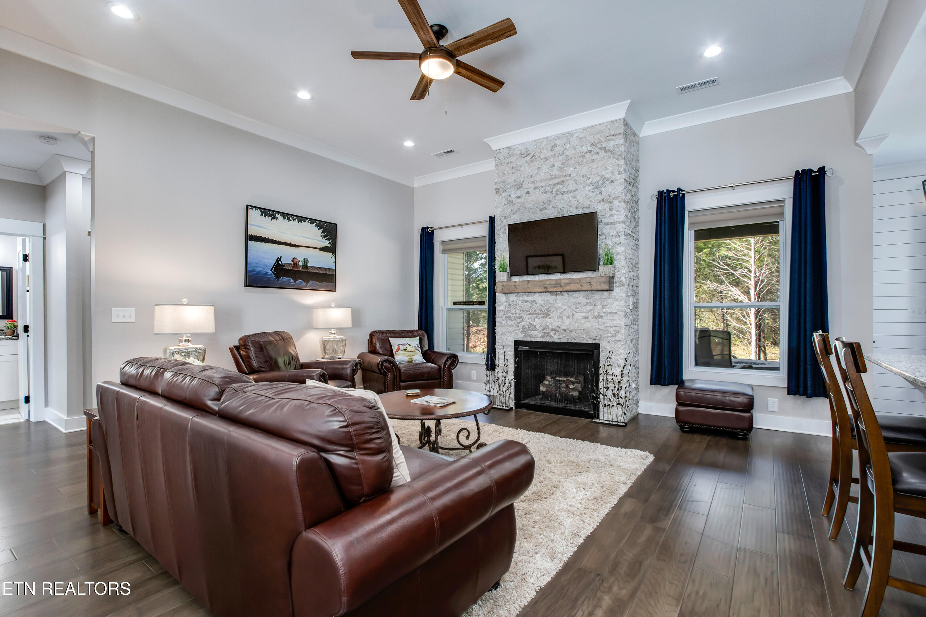 Loudon, Tennessee 37774, United States, 3 Bedrooms Bedrooms, ,2 BathroomsBathrooms,Residential,Active,162011