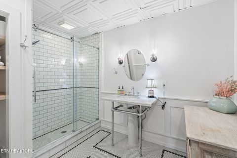 Tiny photo for 2048 Cherokee Blvd, Knoxville, TN 37919 (MLS # 1336675)