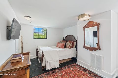 Tiny photo for 2048 Cherokee Blvd, Knoxville, TN 37919 (MLS # 1336675)