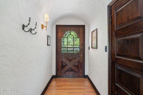 Tiny photo for 2048 Cherokee Blvd, Knoxville, TN 37919 (MLS # 1336675)