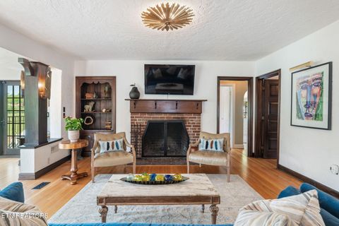 Tiny photo for 2048 Cherokee Blvd, Knoxville, TN 37919 (MLS # 1336675)