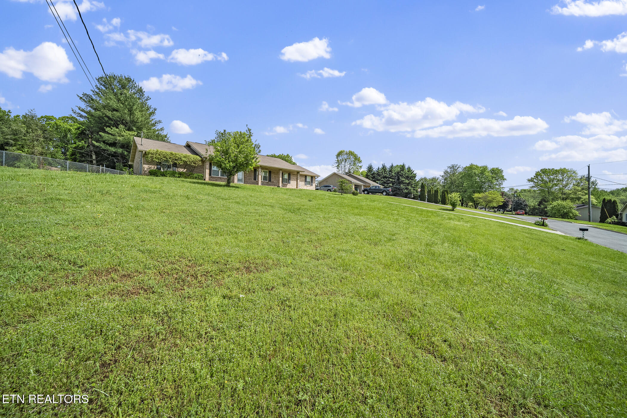 339 Woods View Circle