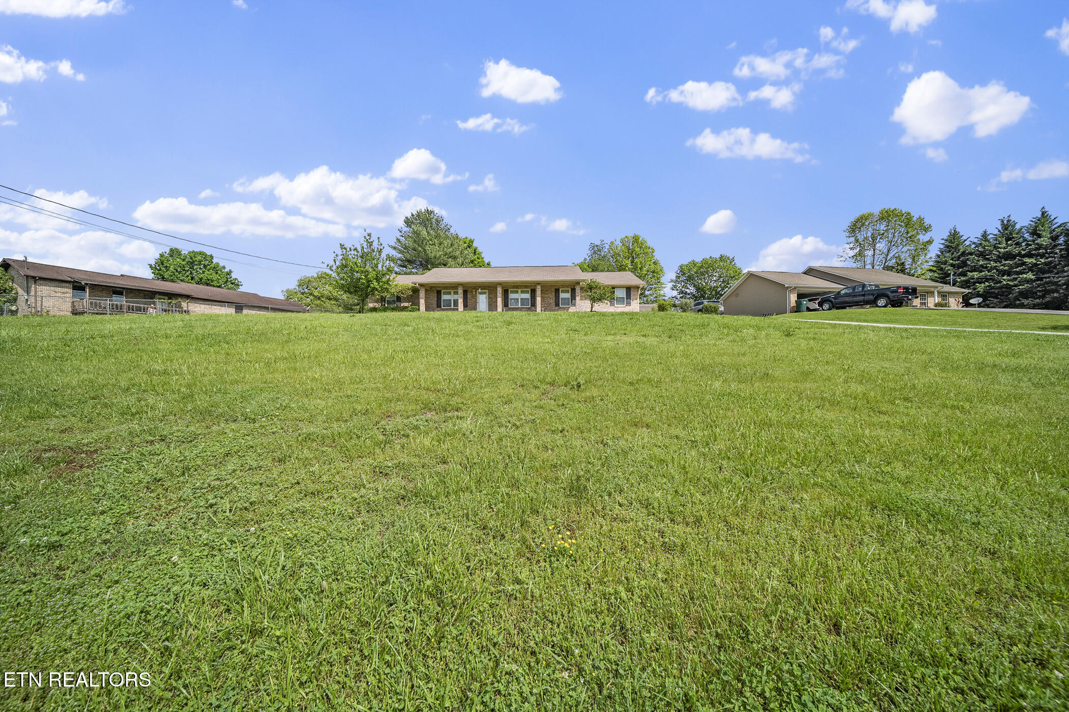 339 Woods View Circle