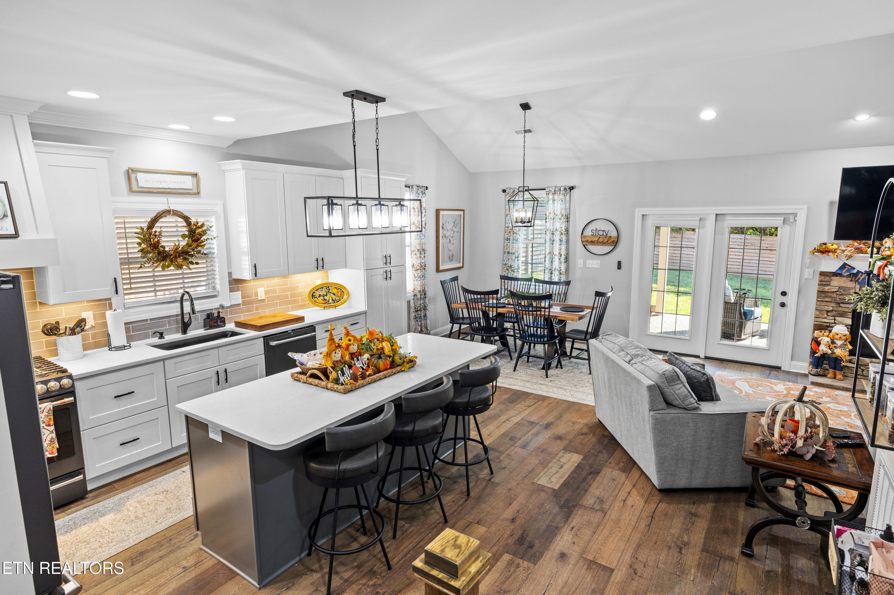 1574 Tsuga Drive