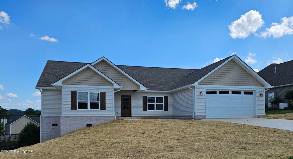 Photo of 2711 Vista Meadows Lane, Sevierville, TN 37876 (MLS # 1353050)