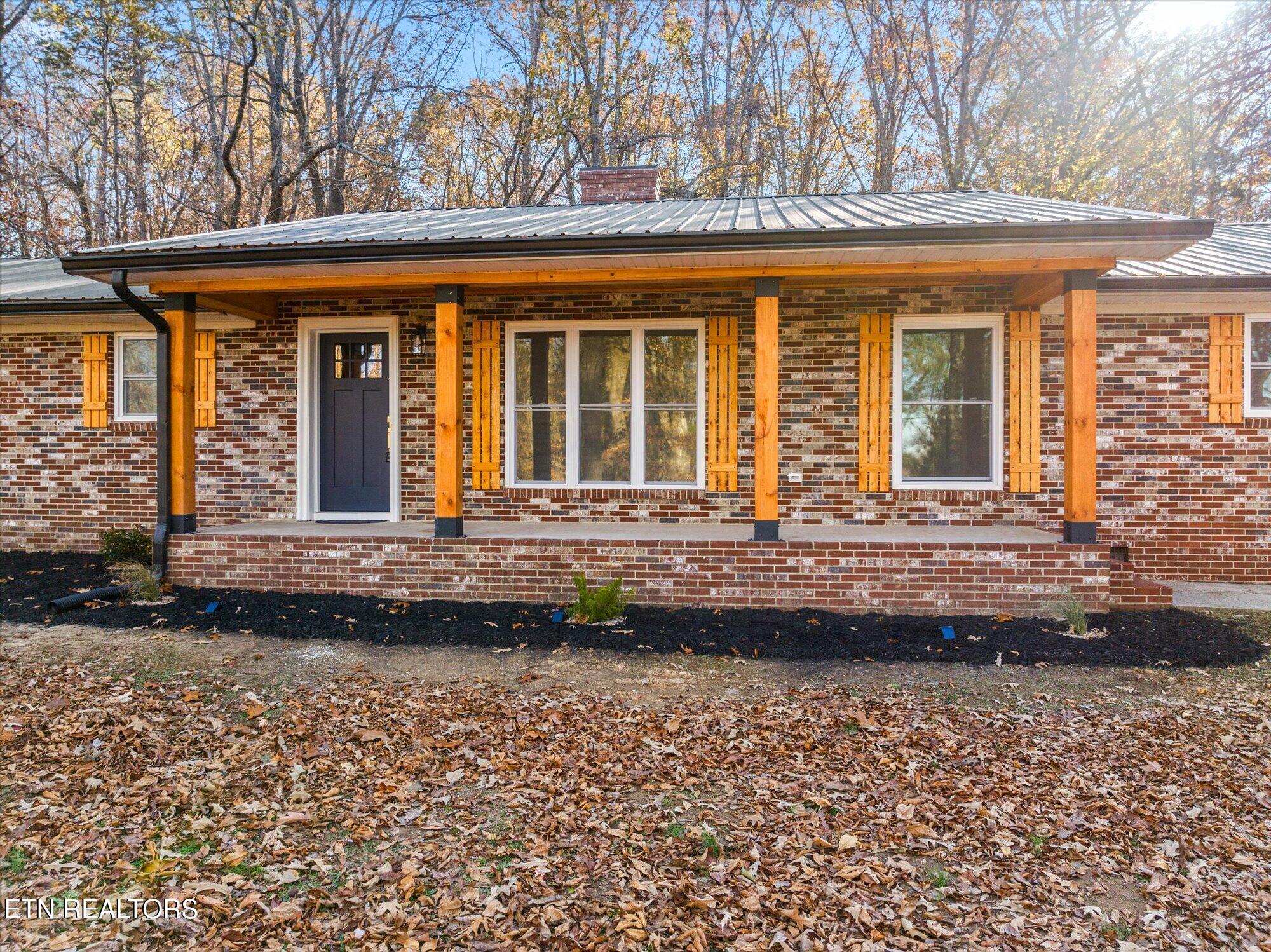 2643 W Highway 39