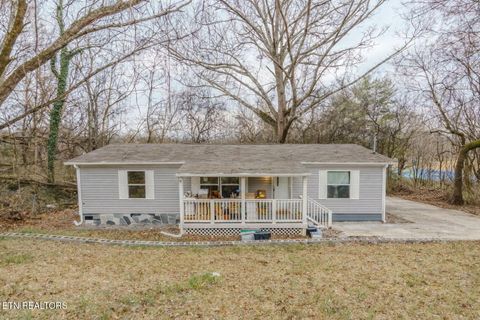 Photo of 3954 Skyline Drive, Knoxville, TN 37914 (MLS # 1335202)