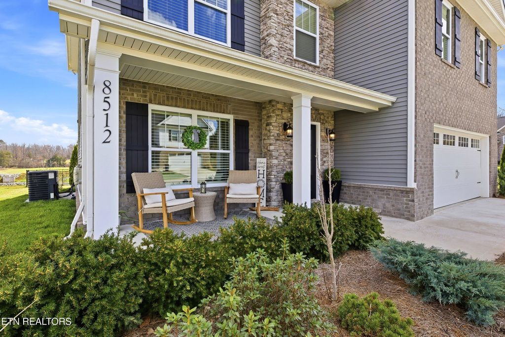 Photo of 8512 Creek Valley Lane, Knoxville, TN 37931 (MLS # 1332006)