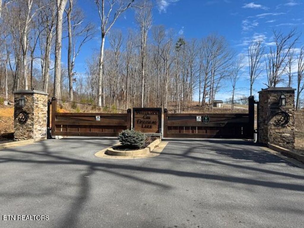 Photo of Lot 89 Harbor Ridge Lane, Dandridge, TN 37725 (MLS # 1290199)