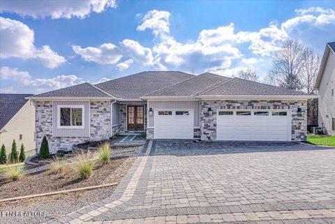 Photo of 154 Saloli Way, Loudon, TN 37774 (MLS # 1326316)