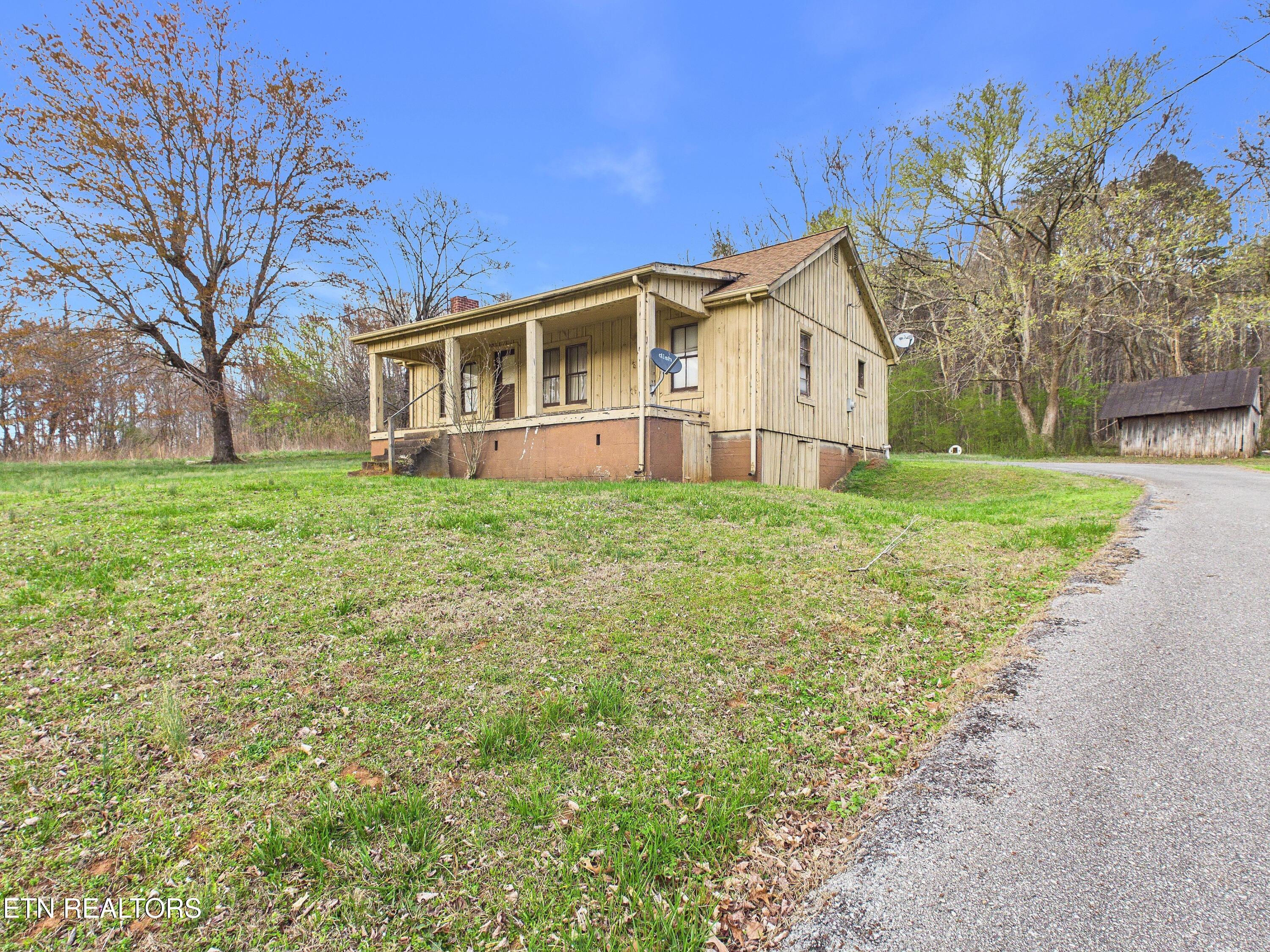 325 Countryside Lane