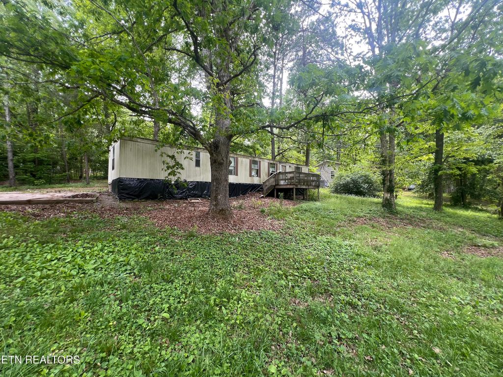 Photo of 102 Avon Lane, Crossville, TN 38558 (MLS # 1340071)