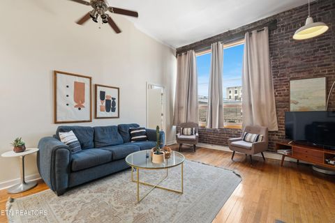 Photo of 118 E Jackson Ave #2, Knoxville, TN 37915 (MLS # 1333308)