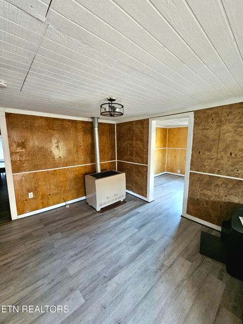 Tiny photo for 147 Highway 107 N, Del Rio, TN 37727 (MLS # 1328041)