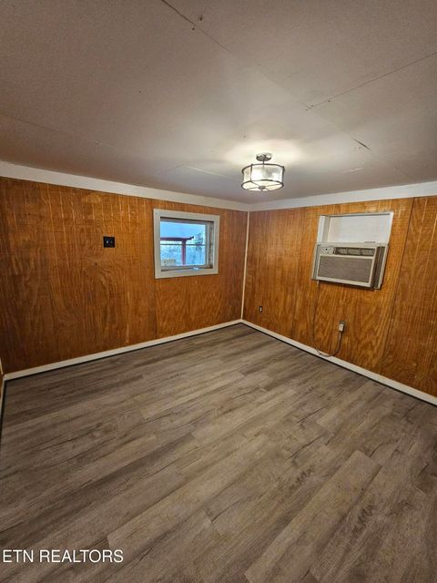 Tiny photo for 147 Highway 107 N, Del Rio, TN 37727 (MLS # 1328041)